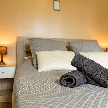 Апартаменты Le Nid - Lormont : Votre Escapade Экстерьер фото